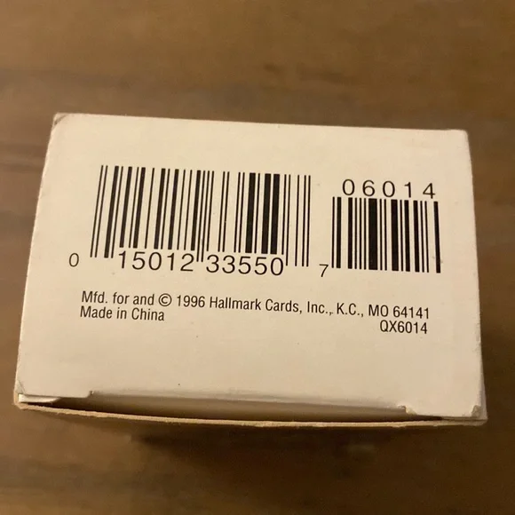 1996 Hallmark Keepsake Vintage "Bowl 'Em Over" Mouse Ornament - Picture 11 of 14